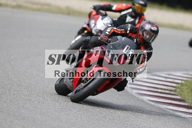 /10 20.04.2026  Pluess Moto Sport ADR/Einsteiger/13